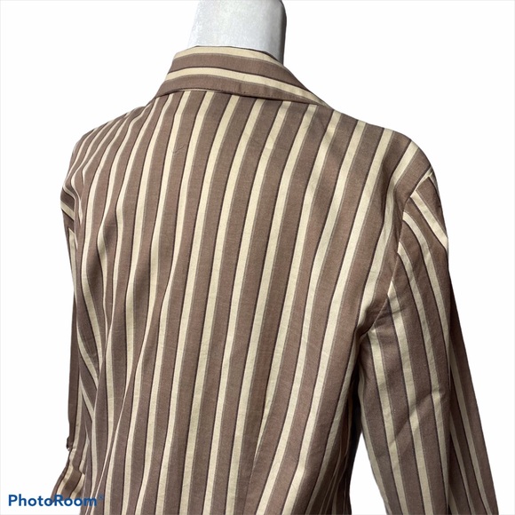 Liz Claiborne Neutral Button Down - Picture 4 of 7